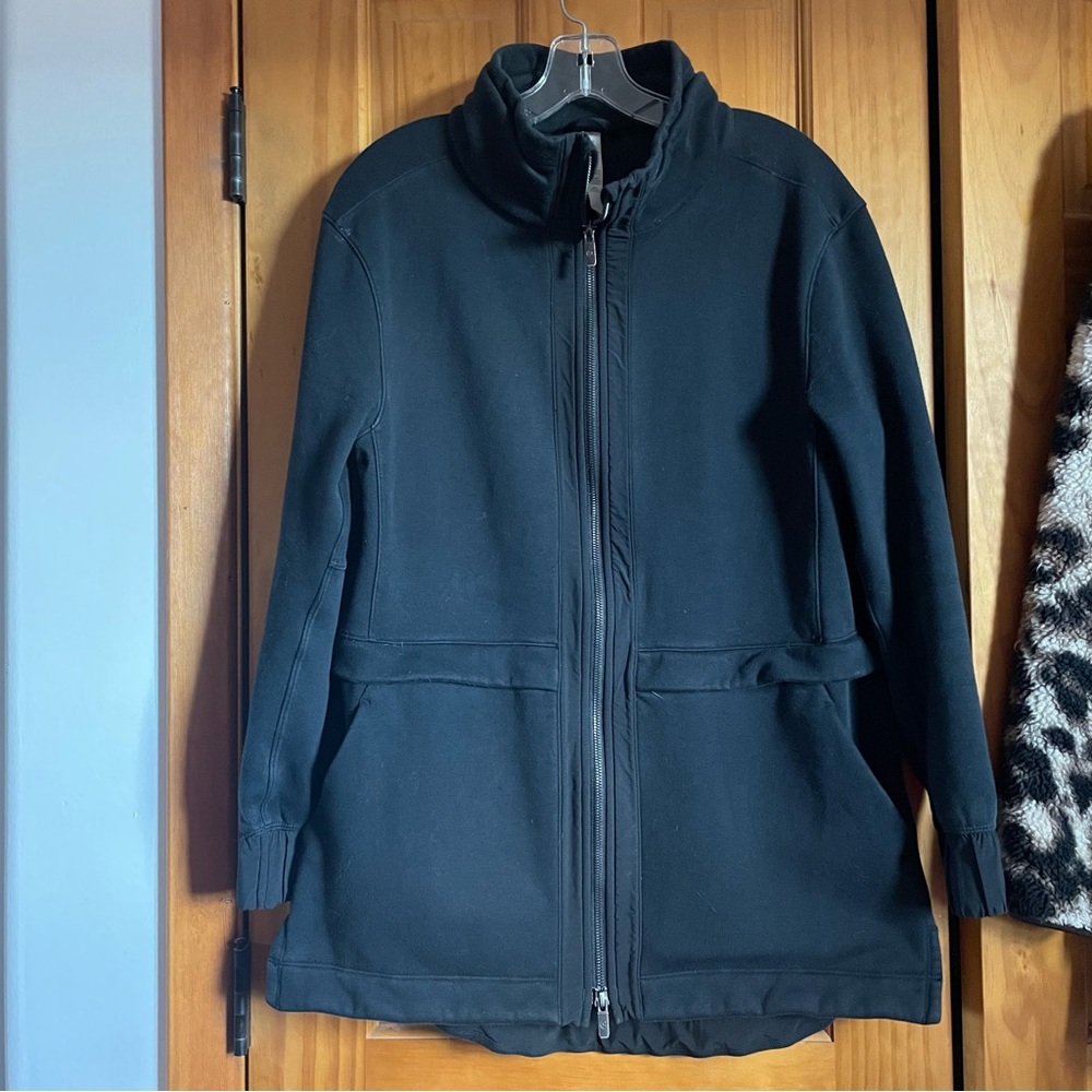 Lululemon 10